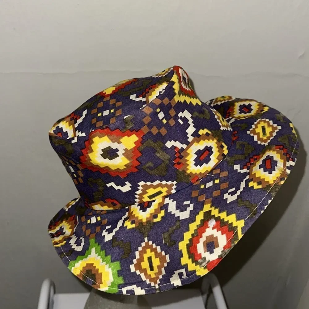 Vintage 60s/70s‎ Aztec/Native American multi colored Patterned Bucket/Flop Hat